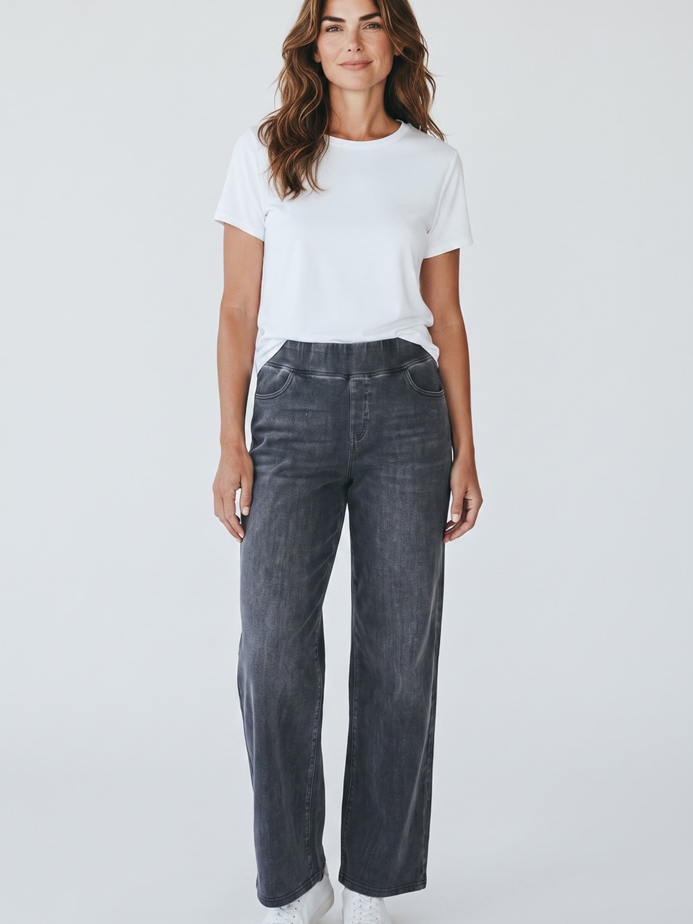 Relaxed Wide-Leg Pull-On Jeans in Washed Charcoal cotton blend
